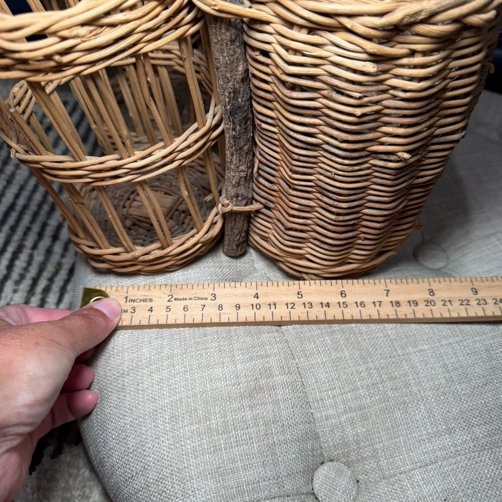 Vintage Wicker Rattan Wine Bottle Caddy 3 Compartment Branch Handle Boho Basket‎